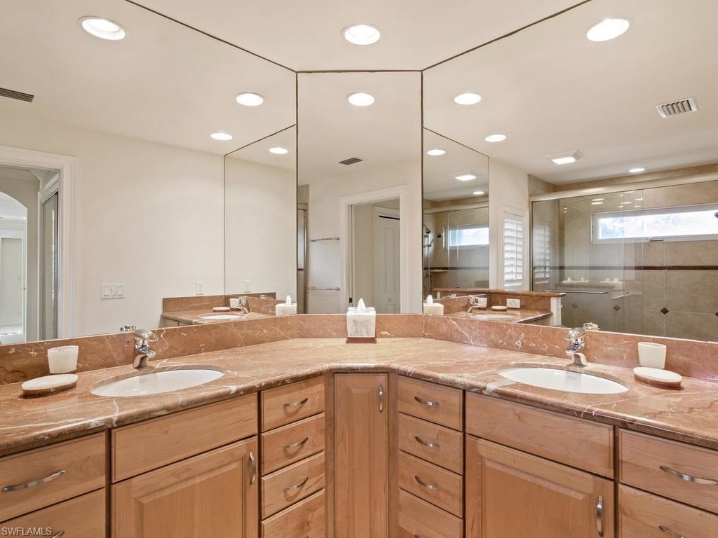 PARK SHORE - Residential