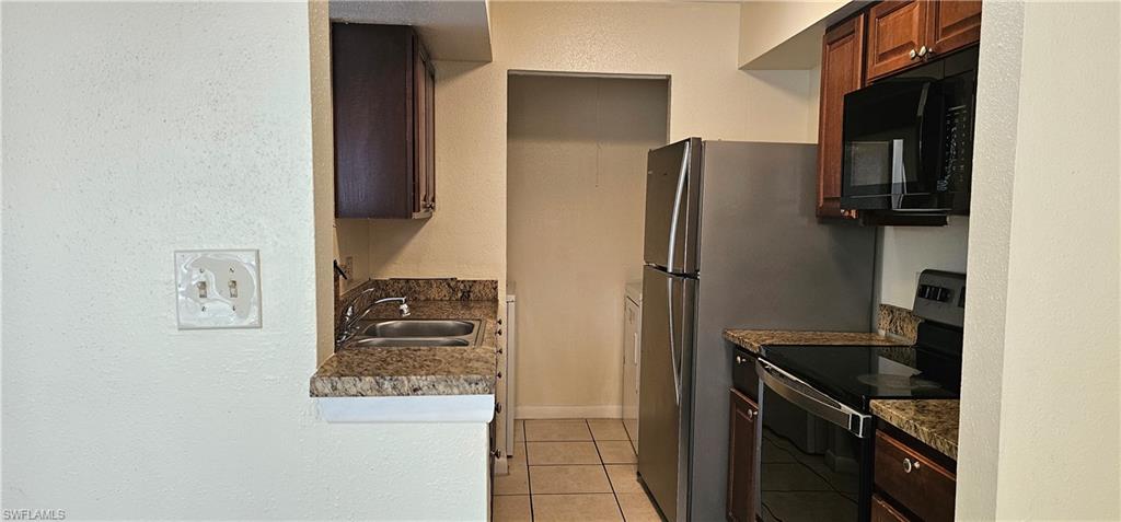 VILLAGE CREEK - Residential Lease