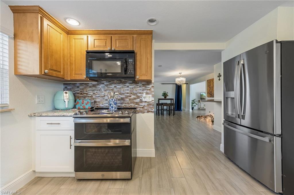 EAST LAKE COLONY - Residential