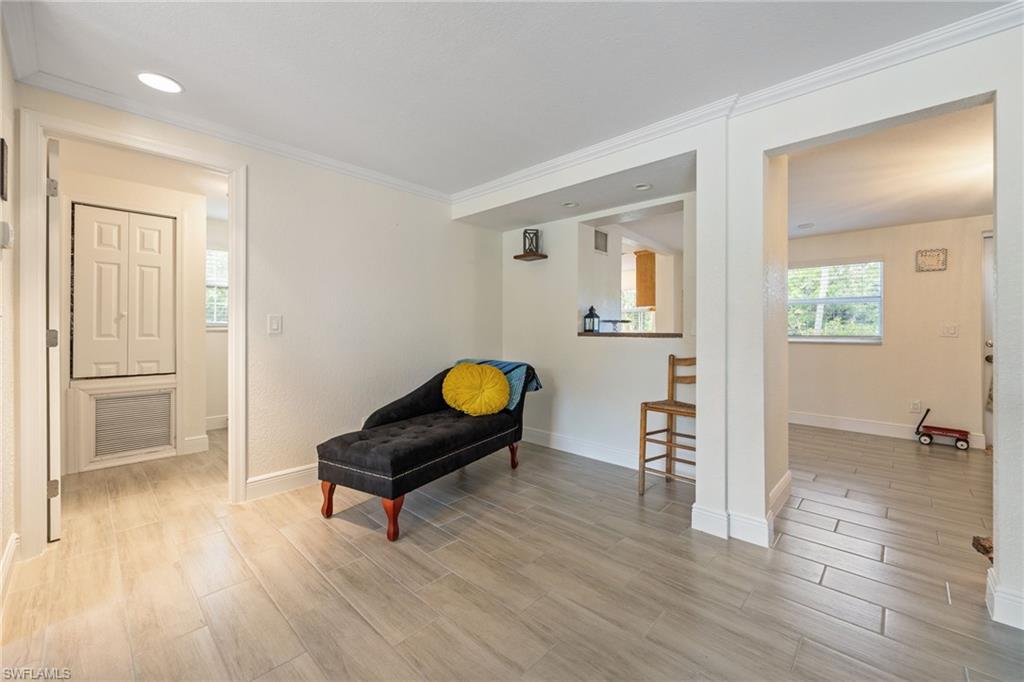 EAST LAKE COLONY - Residential