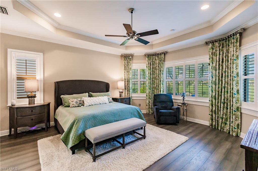 TWIN EAGLES - Residential