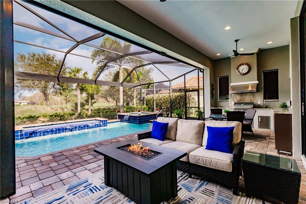 TWIN EAGLES - Residential