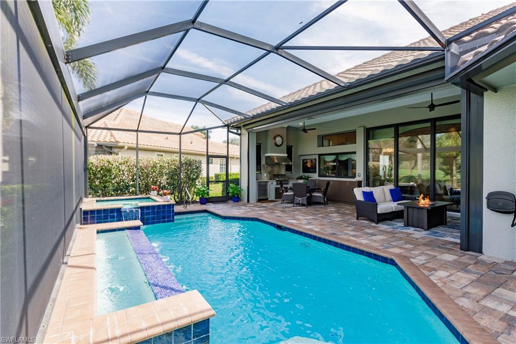 TWIN EAGLES - Residential