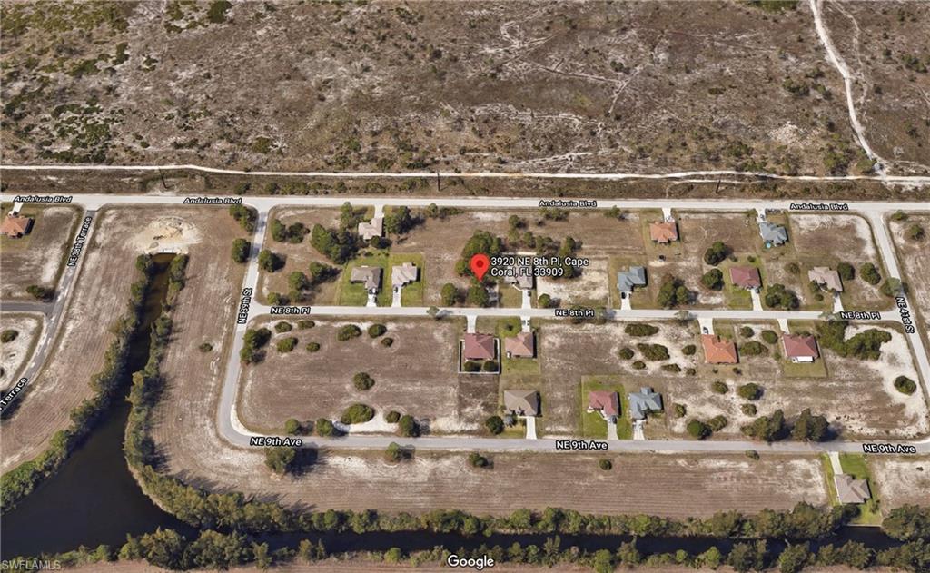 CAPE CORAL - Land