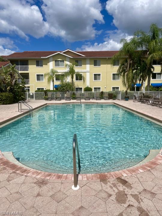 KEY ROYAL CONDOMINIUMS - Residential