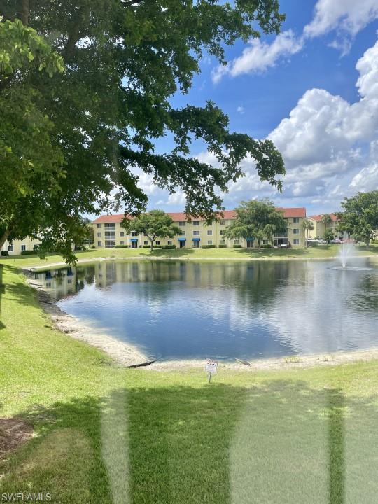 KEY ROYAL CONDOMINIUMS - Residential