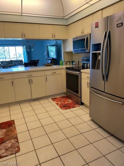 CHARDONNAY - Residential