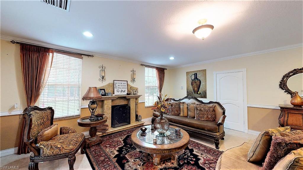 GOLDEN GATE ESTATES - Residential