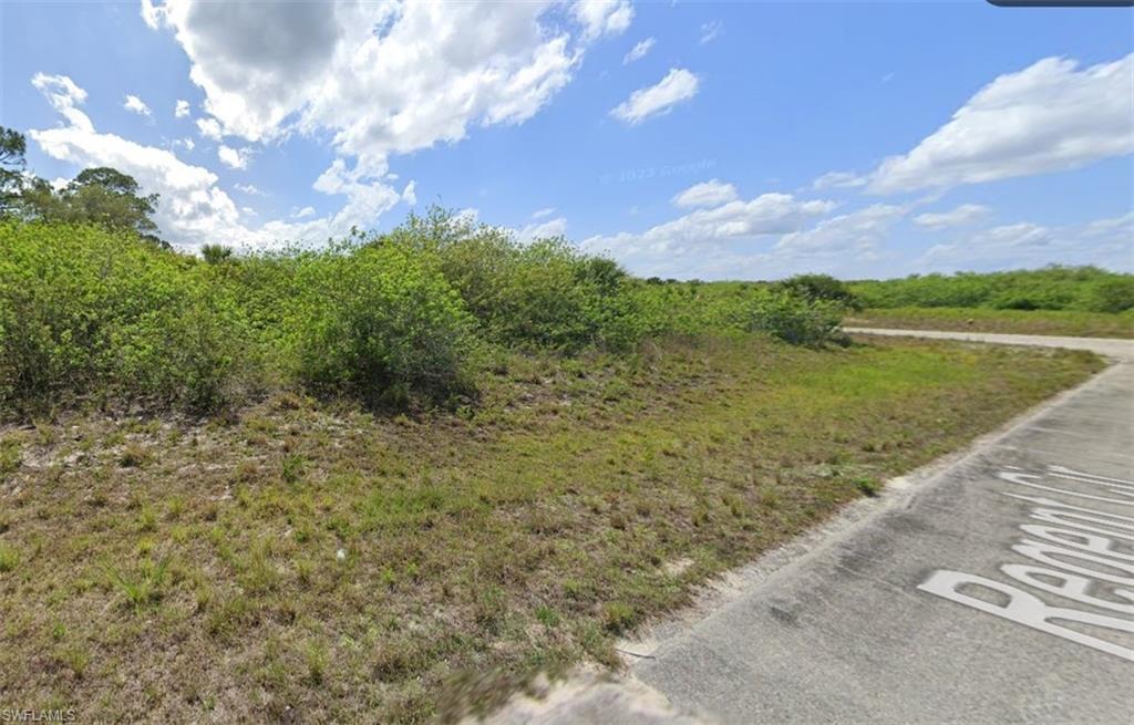 BANYAN VILLAGE - Land