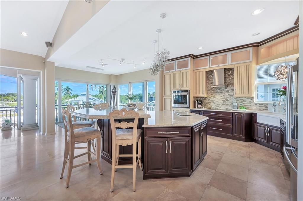 YACHT HARBOUR COVE - Residential