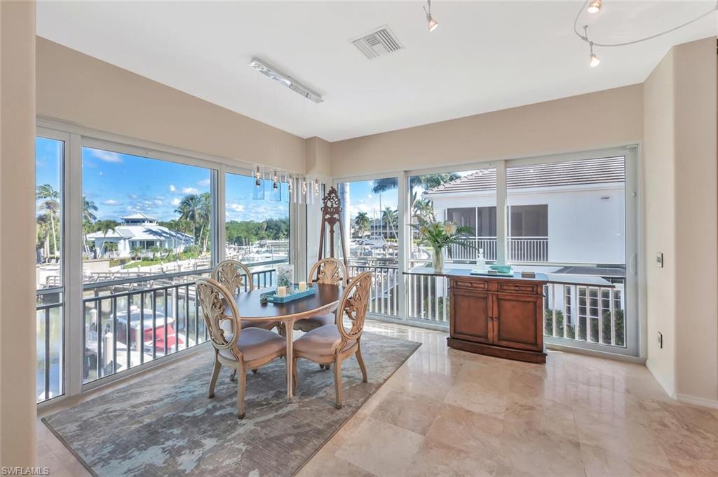 YACHT HARBOUR COVE - Residential