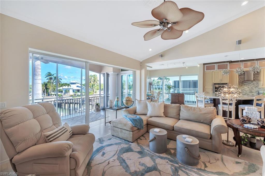 YACHT HARBOUR COVE - Residential