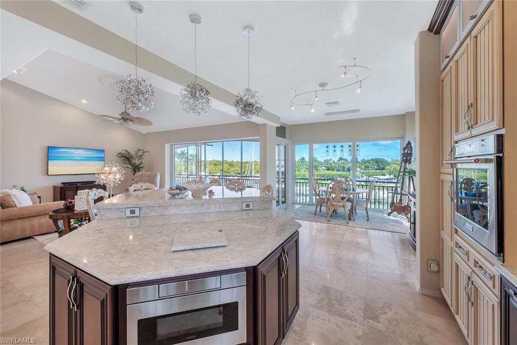 YACHT HARBOUR COVE - Residential