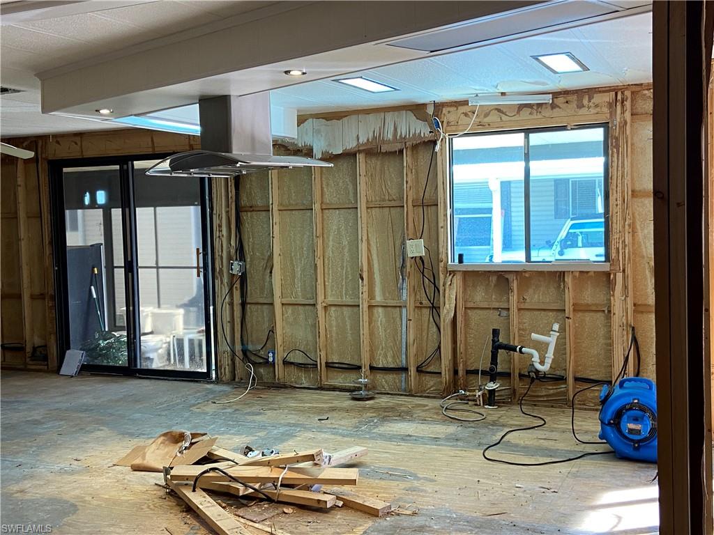 OLD BRIDGE VILLAGE - Residential