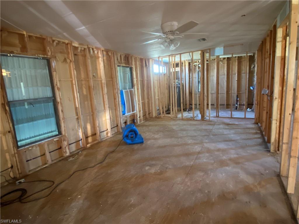 OLD BRIDGE VILLAGE - Residential