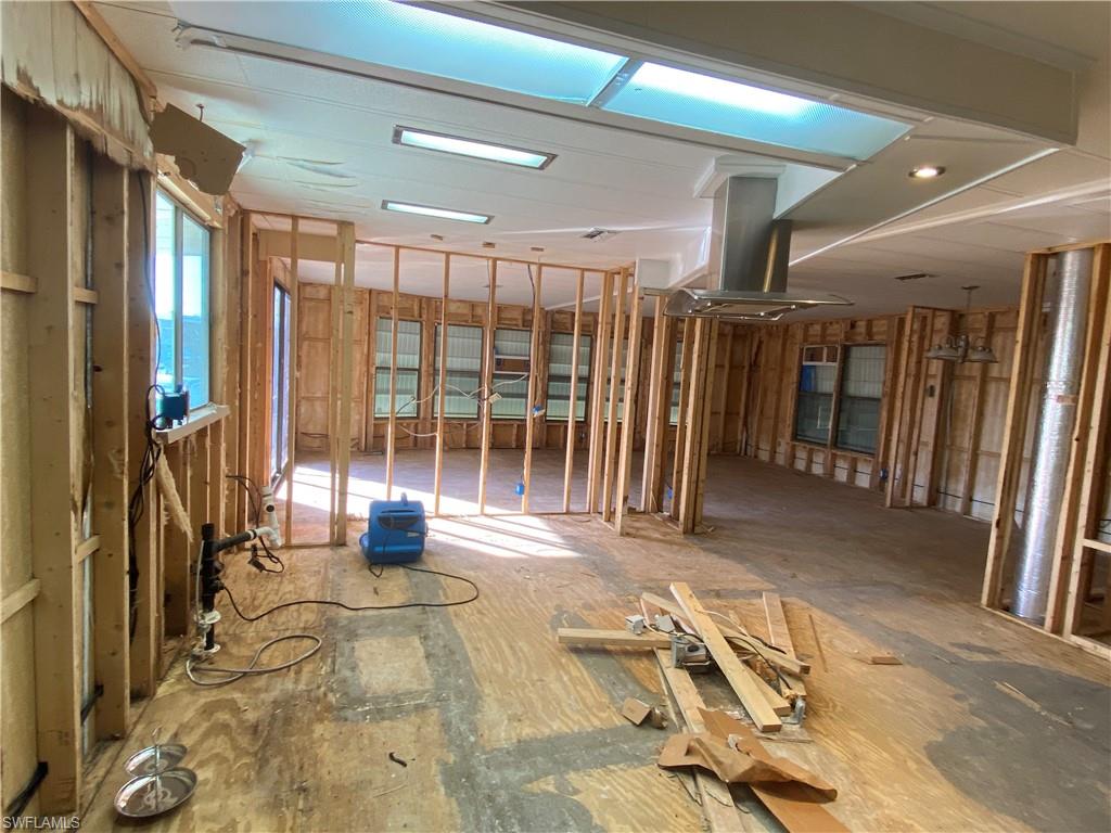 OLD BRIDGE VILLAGE - Residential