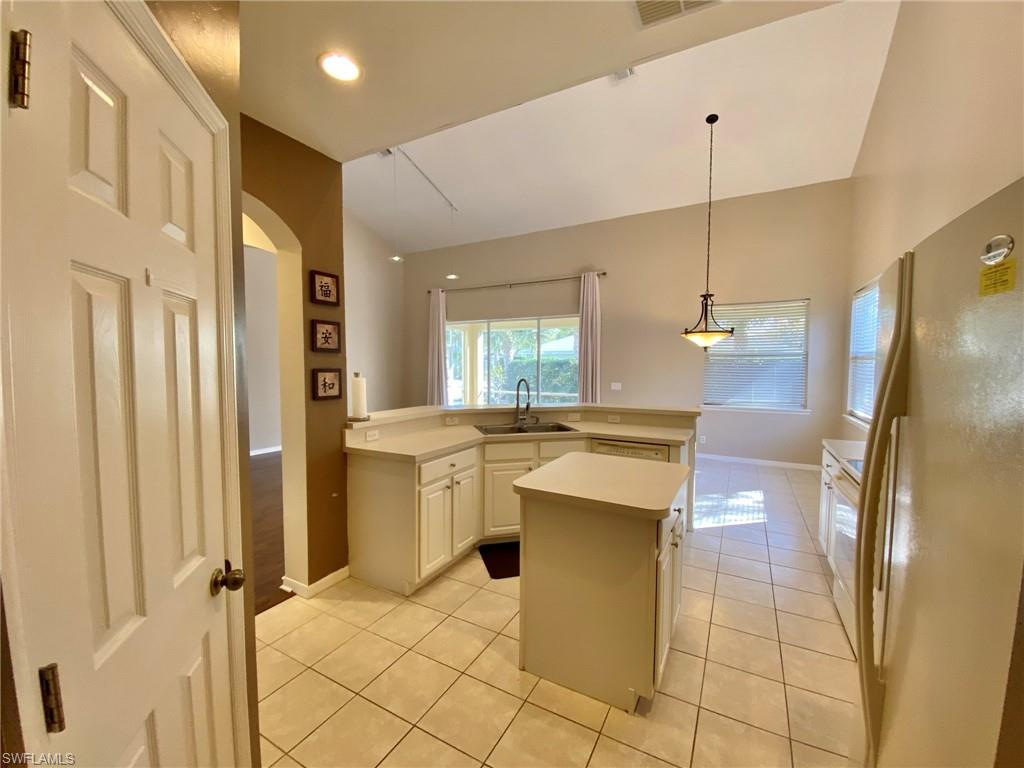 PEBBLEBROOKE LAKES - Residential Lease