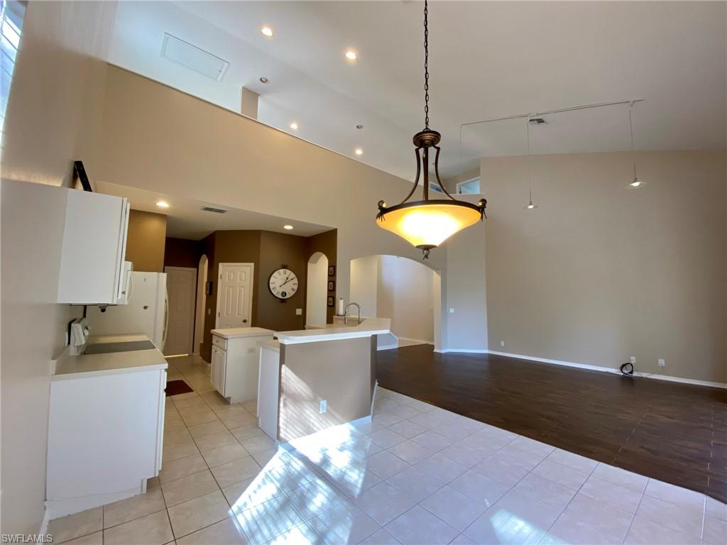 PEBBLEBROOKE LAKES - Residential Lease