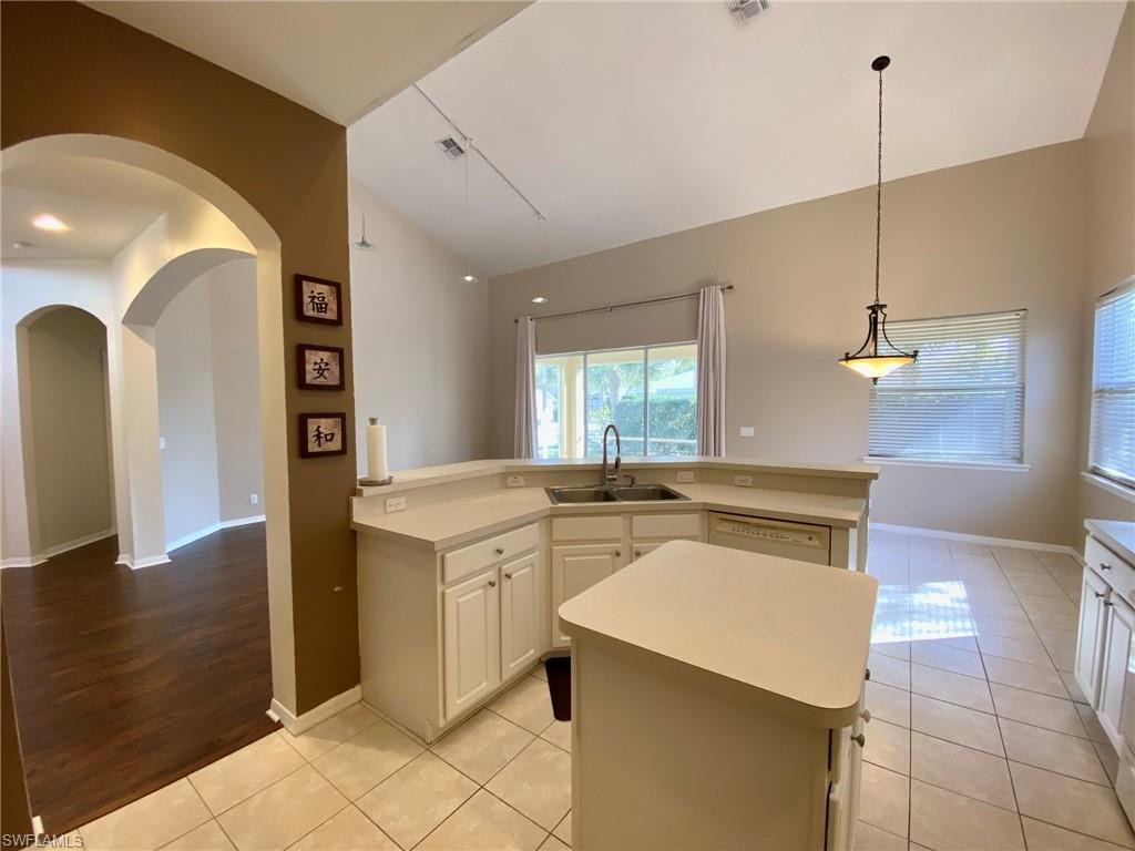 PEBBLEBROOKE LAKES - Residential Lease