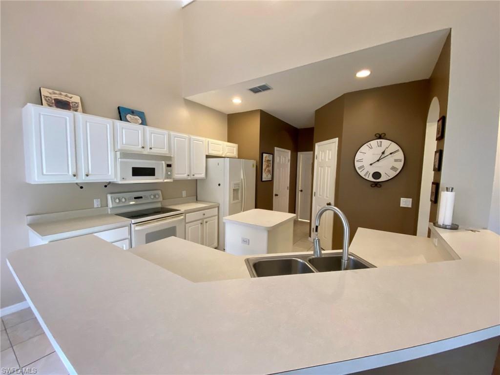 PEBBLEBROOKE LAKES - Residential Lease