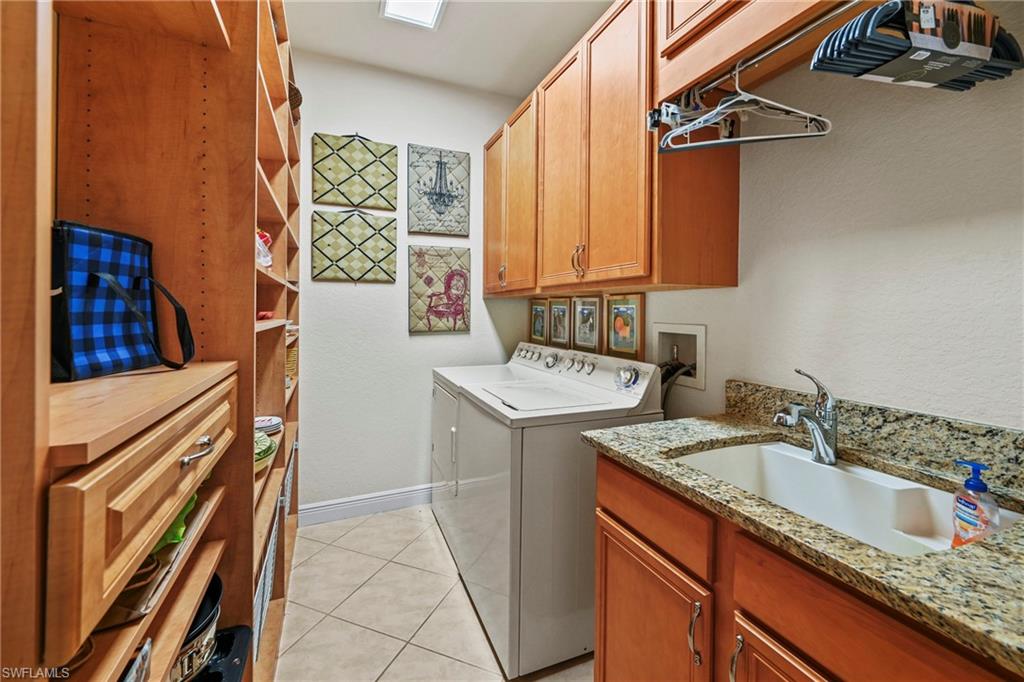 BELLE LAGO - Residential Lease