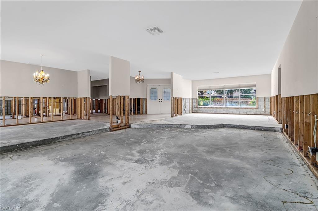 PARK SHORE - Residential