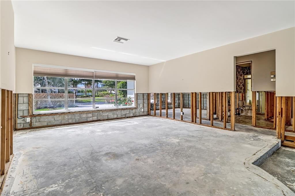 PARK SHORE - Residential