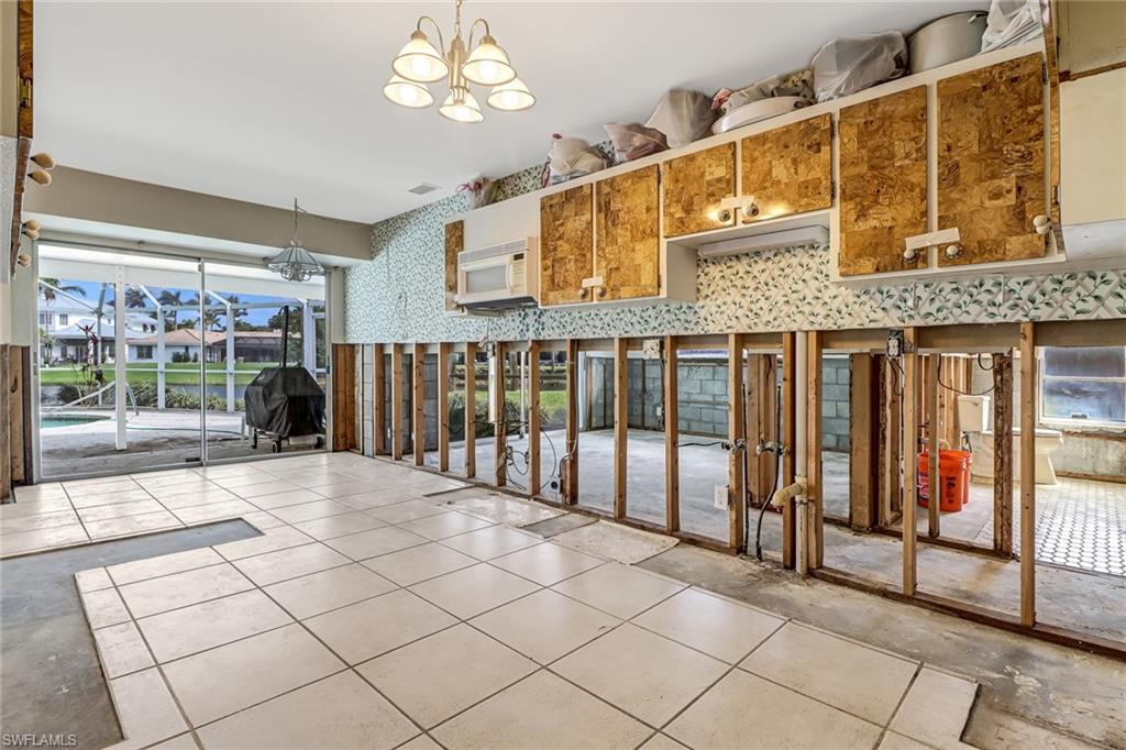 PARK SHORE - Residential