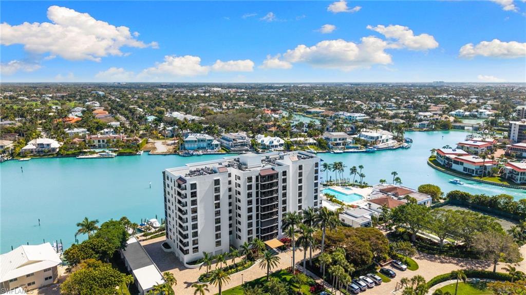 ADMIRALTY POINT - Residential