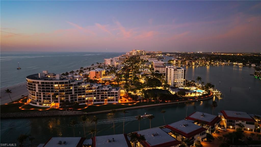 ADMIRALTY POINT - Residential