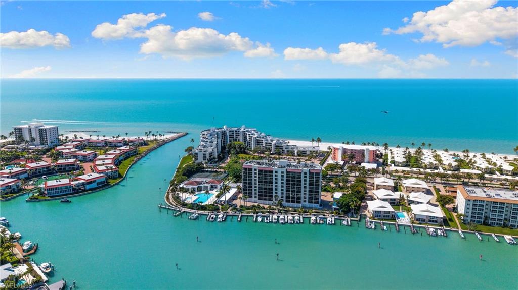 ADMIRALTY POINT - Residential