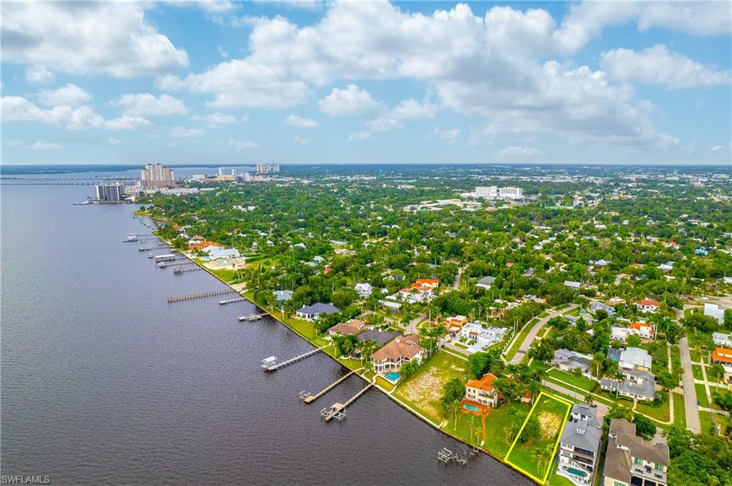 VALENCIA TERRACE - Land