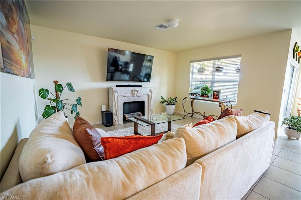 MARBLEBROOK - Residential