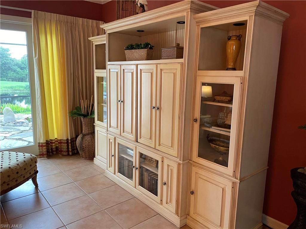 COTTAGES AT PELICAN LANDING - Residential Lease