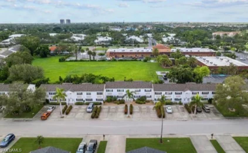 MYERLEE SQUARE CONDO - Residential Lease