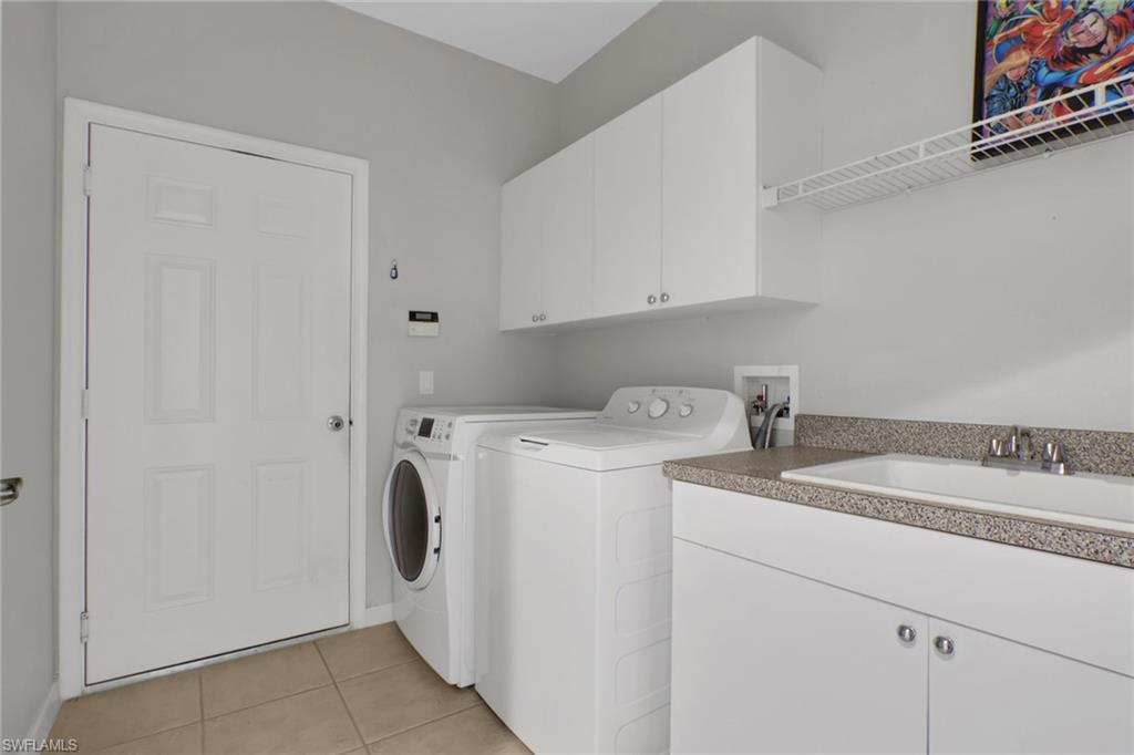 QUINCY SQUARE - Residential Lease