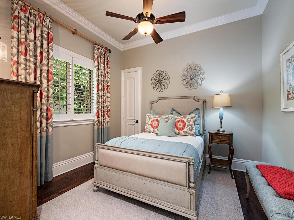 MOORINGS - Residential