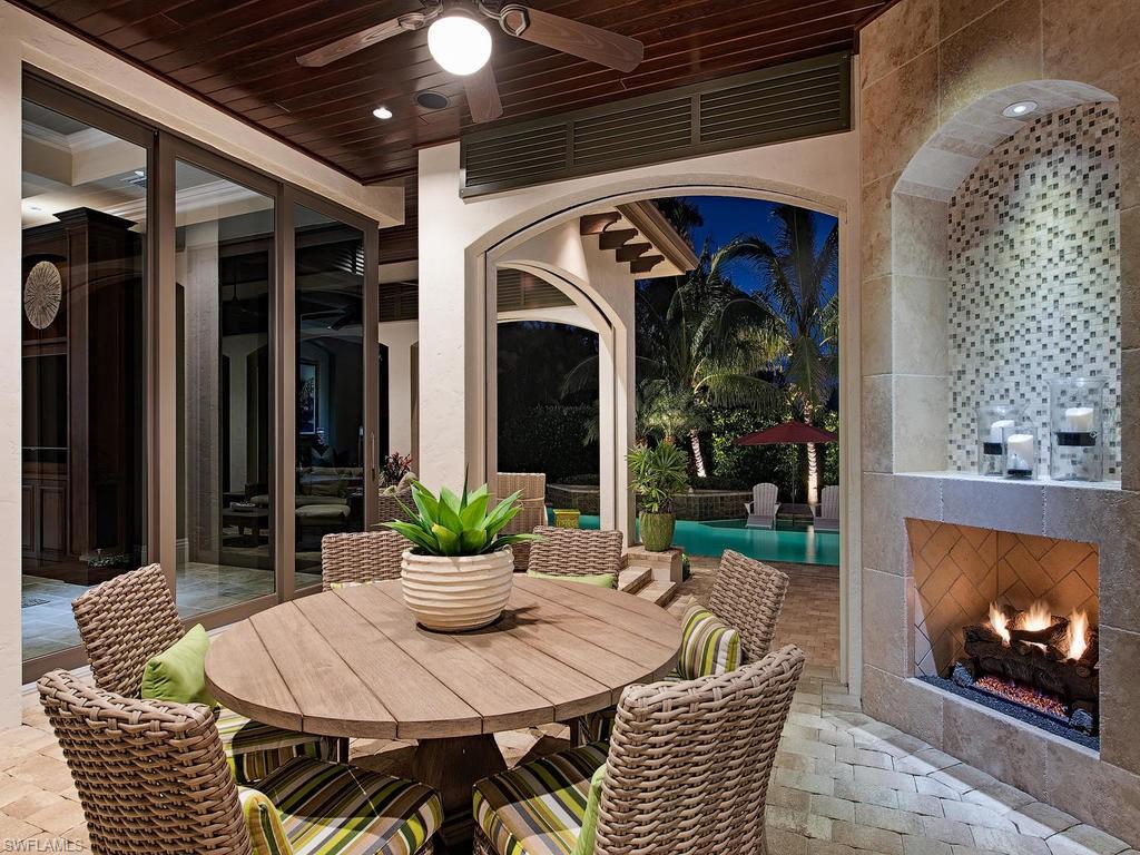 MOORINGS - Residential