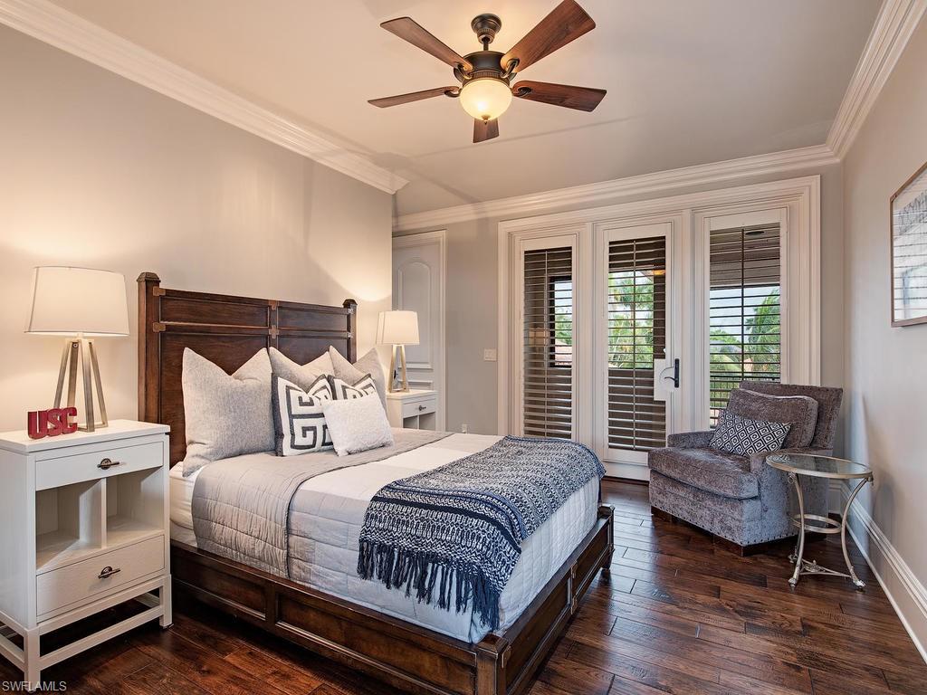 MOORINGS - Residential