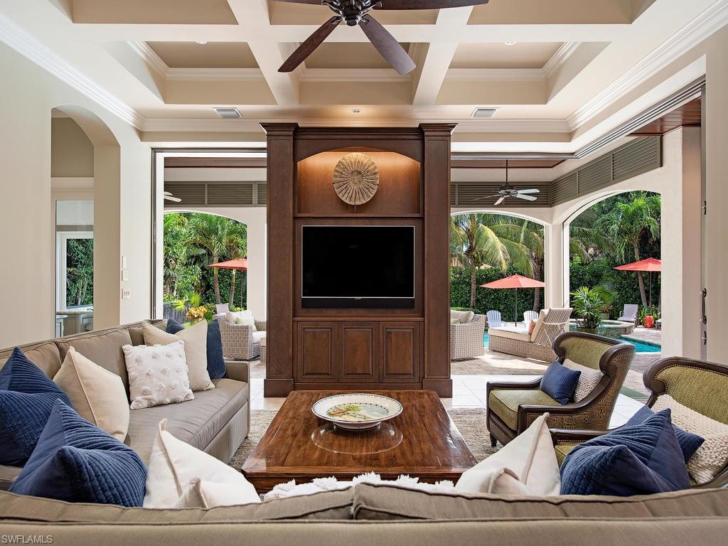 MOORINGS - Residential