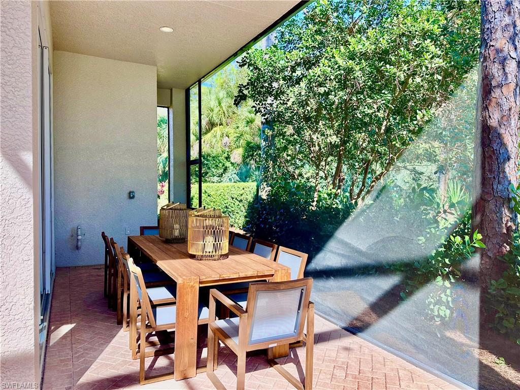 AREZZO - Residential Lease