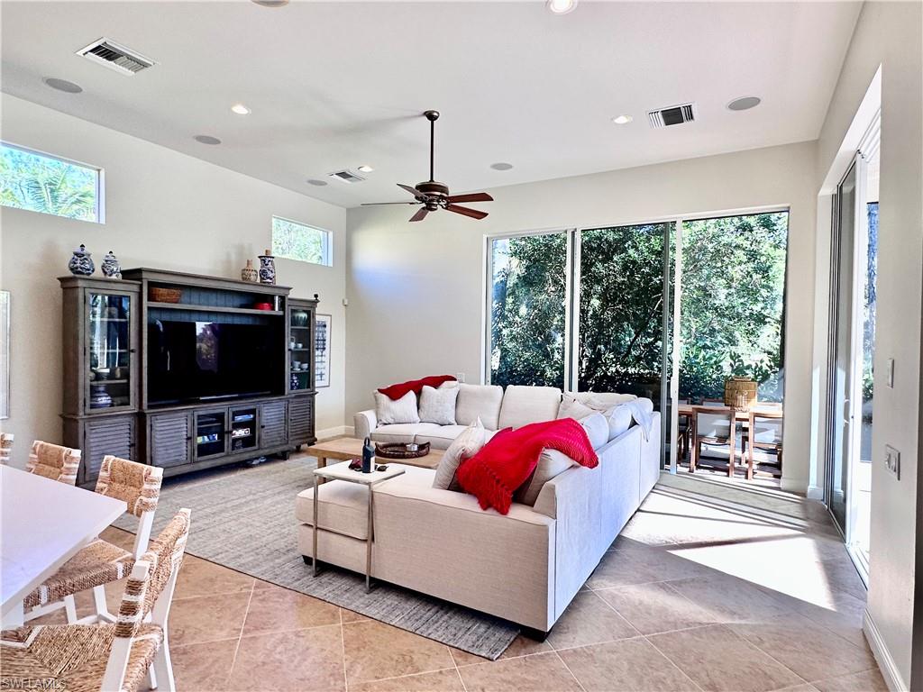 AREZZO - Residential Lease