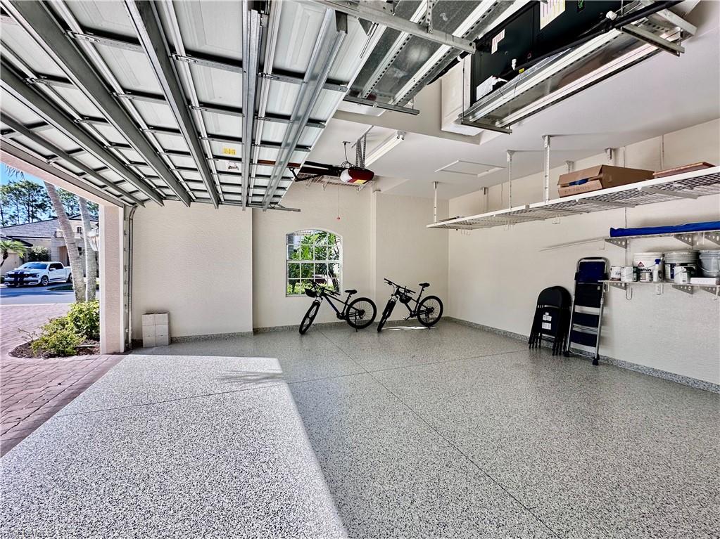 AREZZO - Residential Lease