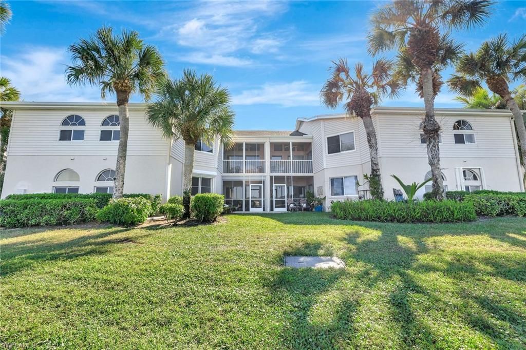 Photo of 2731 Citrus Lake DR #G102, NAPLES, FL 34109 (MLS # 226005033)