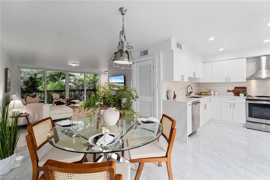 995 9th AVE S 4