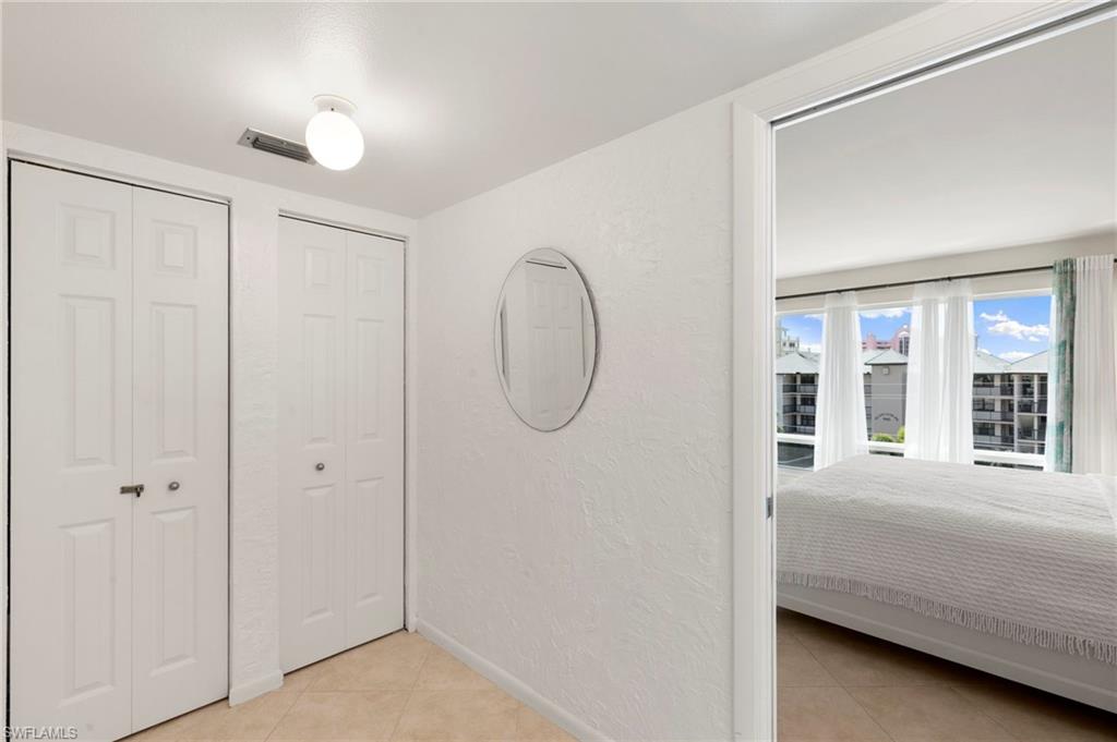 MARISOL PLAZA - Residential