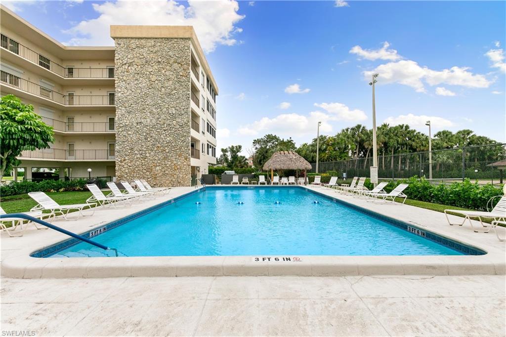 MARISOL PLAZA - Residential