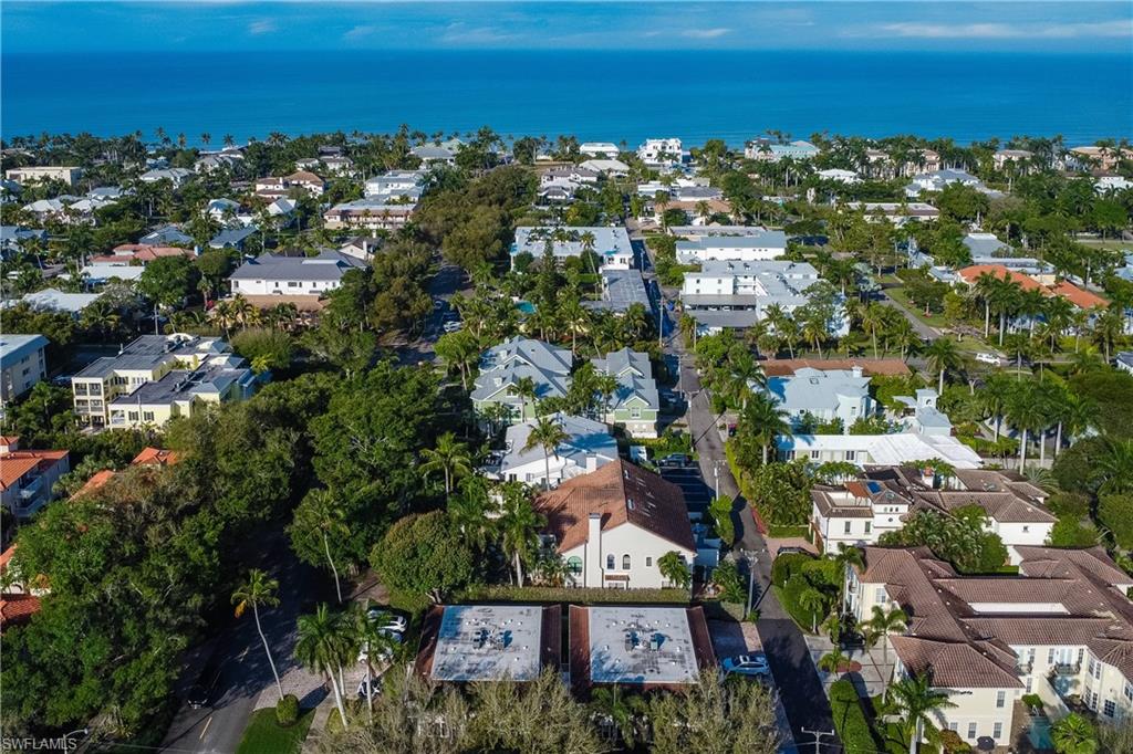 BEACH BREEZE - Residential Lease