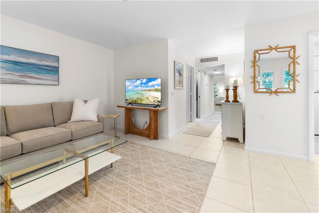 BEACH BREEZE - Residential Lease