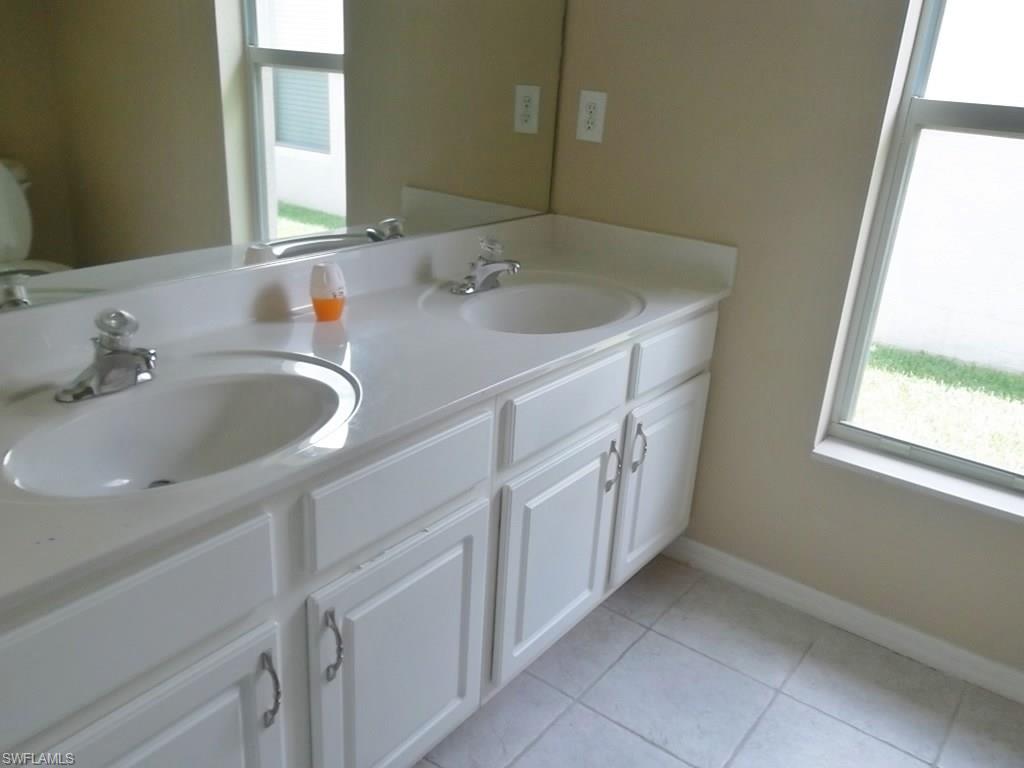 GLADIOLUS PRESERVE - Residential